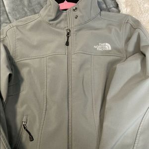 Northface women’s fall jacket.  Size small